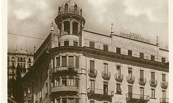 Façade historique de l'Hotel International au Lac à Lugano avec balcons et tourelle