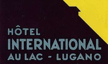 Affiche stylisée avec montagnes, lac et silhouette de bâtiment pour Hotel International à Lugano
