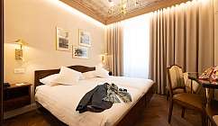 Chambre élégante et accueillante