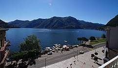 Lac et Montagnes Verdoyantes