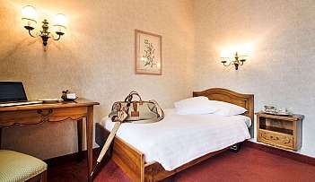 Camera accogliente e semplice