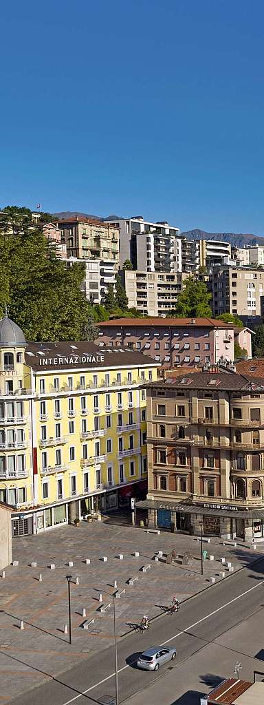Lago e Architettura a Lugano