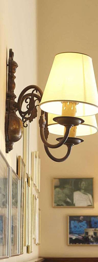 Wall lamps
