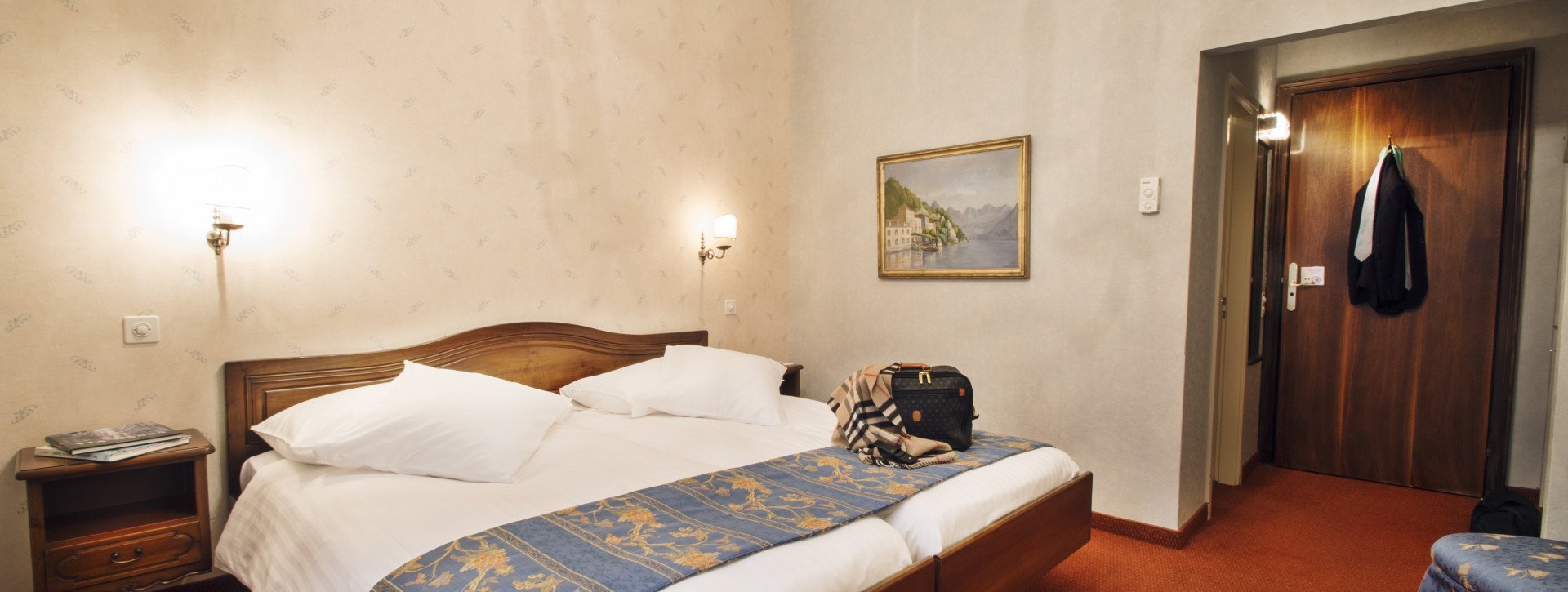 Double room in an antic style